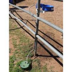 The Easy-Clean Water Bowl Dog, Cat & Livestock Auto-Fill Water Bowl With Hose -Blue Buffalo || ROYAL CANIN || Wellness Sales 136953 PT4. AC SS1800 V1539721060