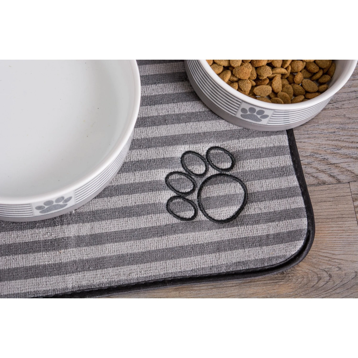 Bone Dry Stripe Embroidered Paw Print Dog & Cat Food Mat 5 Bone Dry Stripe Embroidered Paw Print Dog & Cat Food Mat - Image 3
