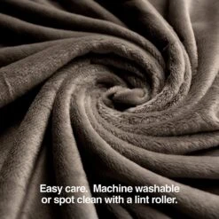 PetFusion Premium Reversible Dog & Cat Blanket -Blue Buffalo || ROYAL CANIN || Wellness Sales 179788 pt5. AC SS1800 V1561571255