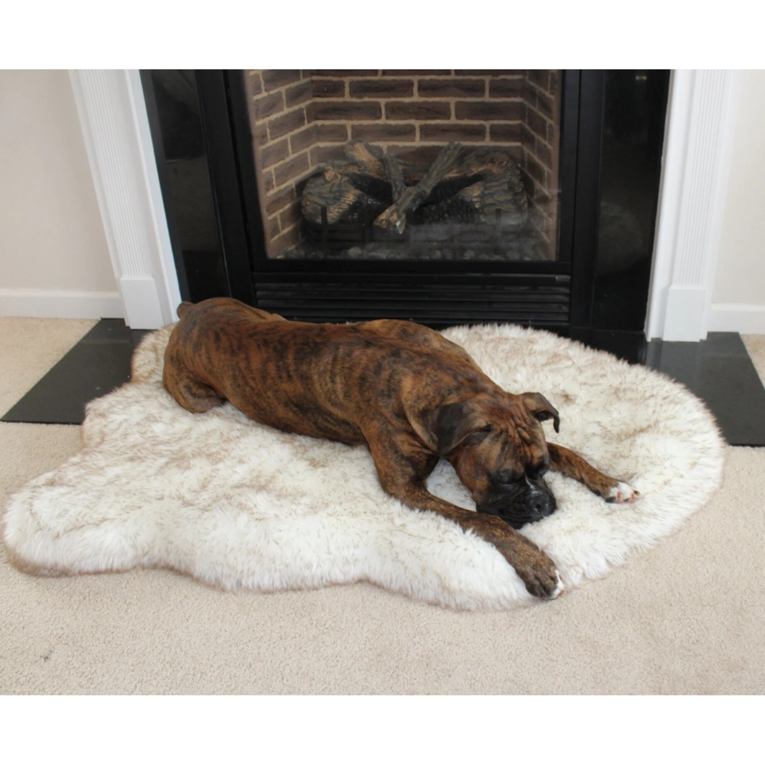 PawBrands PupRug Faux Fur Curve Orthopedic Pillow Dog Bed With Removable Cover, White 7 PawBrands PupRug Faux Fur Curve Orthopedic Pillow Dog Bed With Removable Cover, White - Image 5