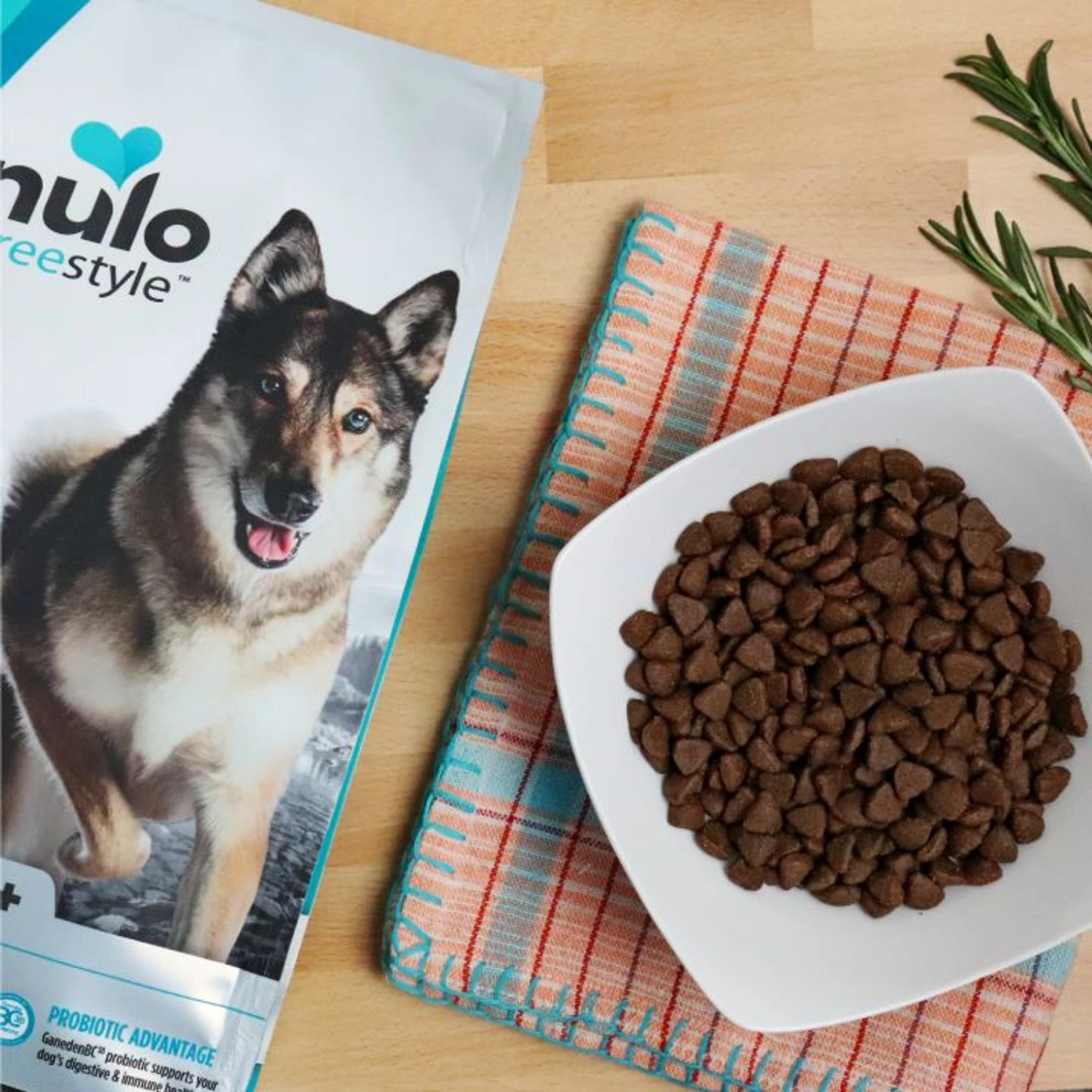 Nulo Freestyle Limited+ Salmon Recipe Grain-Free Puppy & Adult Dry Dog Food 5 Nulo Freestyle Limited+ Salmon Recipe Grain-Free Puppy & Adult Dry Dog Food - Image 3