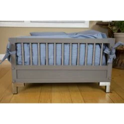 New Age Pet ECOFLEX Manhattan Raised Dog & Cat Bed With Cushion -Blue Buffalo || ROYAL CANIN || Wellness Sales 258197 PT5. AC SS1800 V1605220073