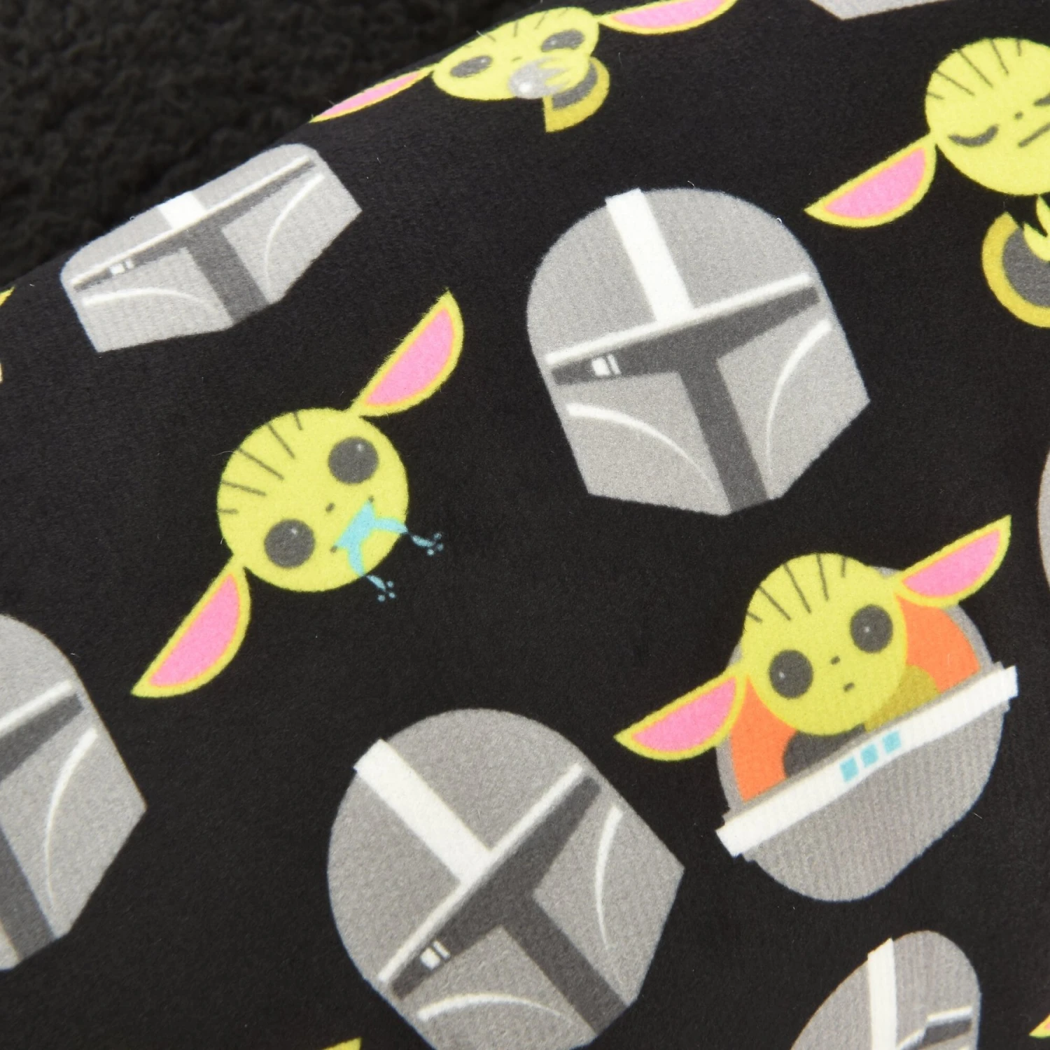 Fetch For Pets Star Wars Mandalorian Child In A Cradle Cuddler Dog Bed, Black 6 Fetch For Pets Star Wars Mandalorian Child In A Cradle Cuddler Dog Bed, Black - Image 4