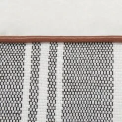 Frisco Farmhouse Rectangular Gusset Dog Bed W/ Removable Cover 11 Frisco Farmhouse Rectangular Gusset Dog Bed W/ Removable Cover -Blue Buffalo || ROYAL CANIN || Wellness Sales 333872 PT5. AC SS1800 V1658719637