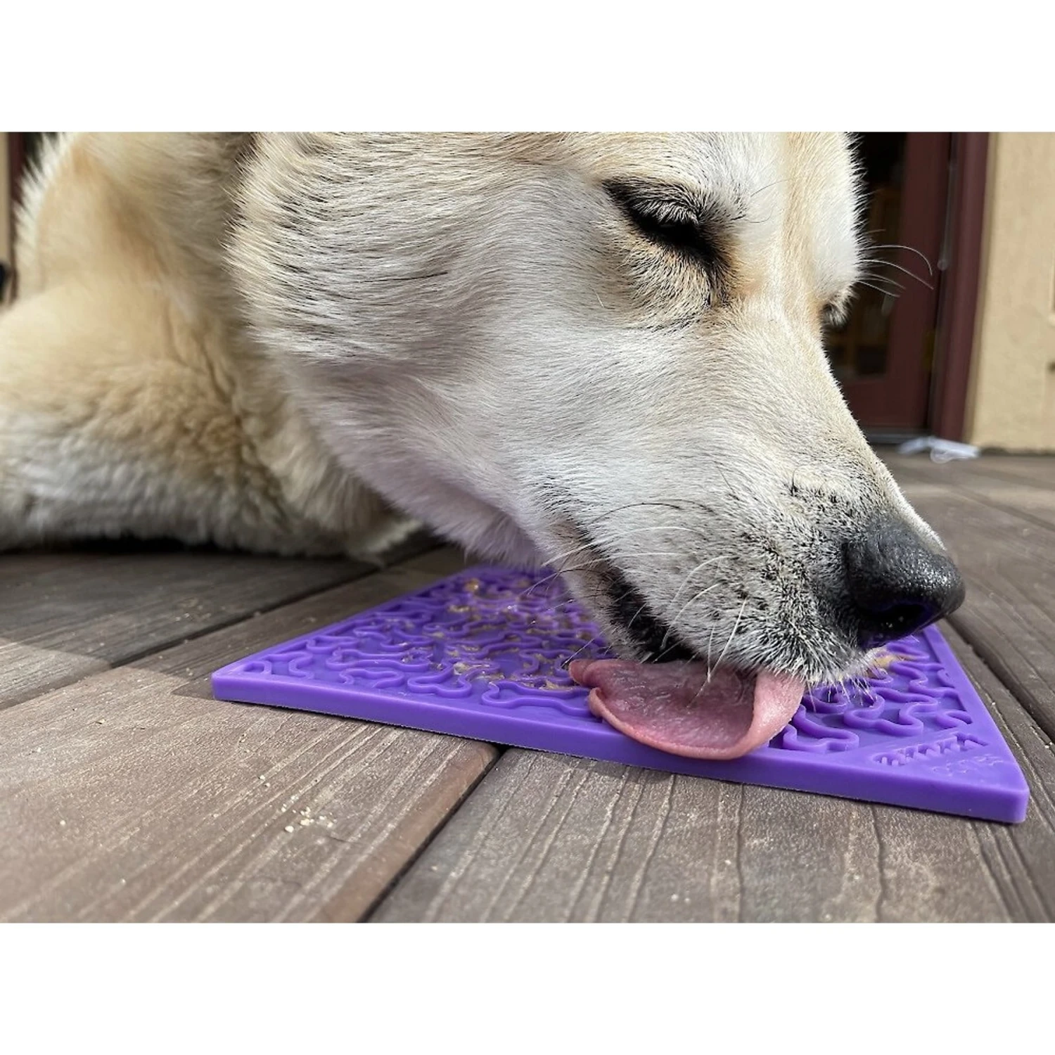 SodaPup Emat Bones Dog Lick Mat 4 SodaPup Emat Bones Dog Lick Mat - Image 2