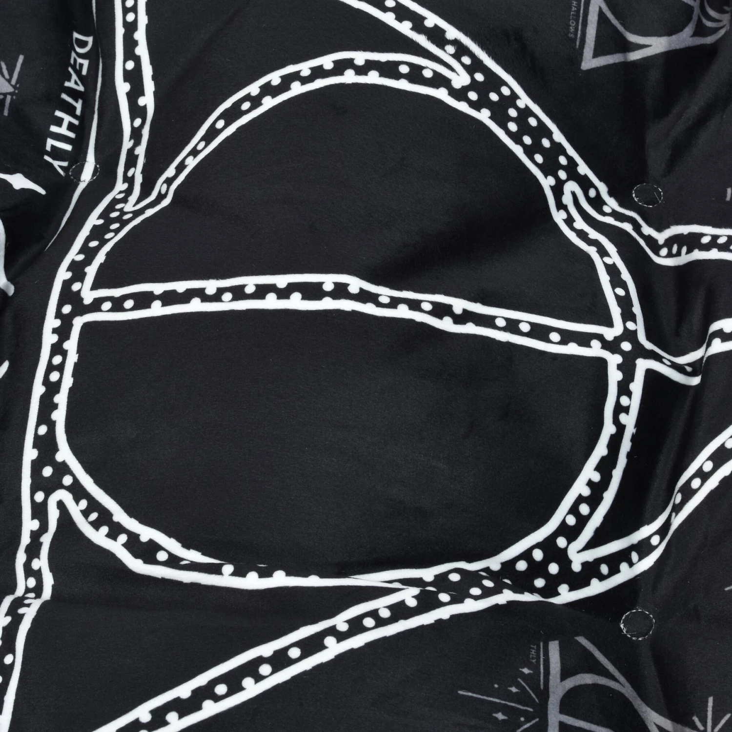 Fetch For Pets Harry Potter Napper Dog Bed, Deathly Hollow 6 Fetch For Pets Harry Potter Napper Dog Bed, Deathly Hollow - Image 4