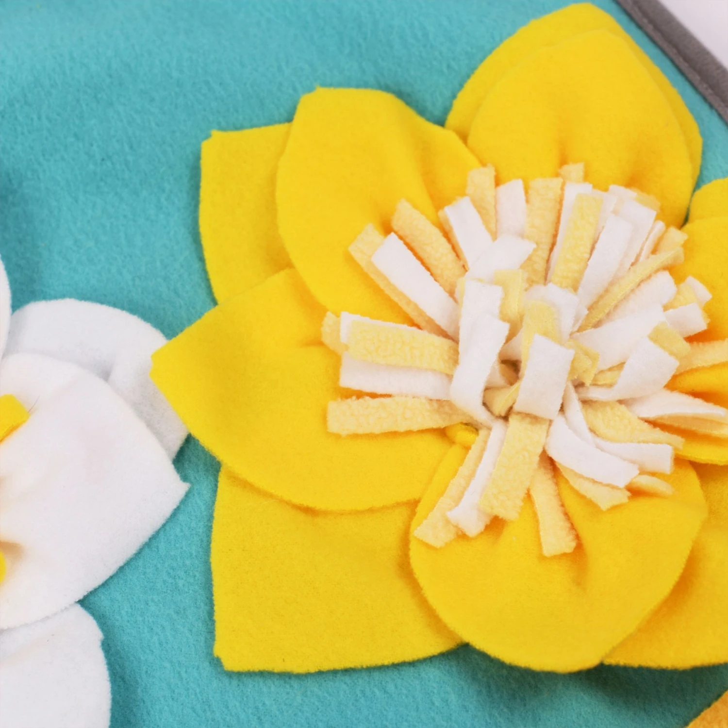 Archstone Pets Pineapple Dog Snuffle Mat 5 Archstone Pets Pineapple Dog Snuffle Mat - Image 3