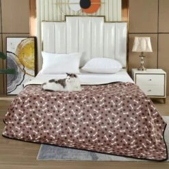 HappyCare Textiles Advanced Pets Waterproof Cat & Dog Blanket, 50x60-in -Blue Buffalo || ROYAL CANIN || Wellness Sales 715854 PT3. AC SS1800 V1669658499