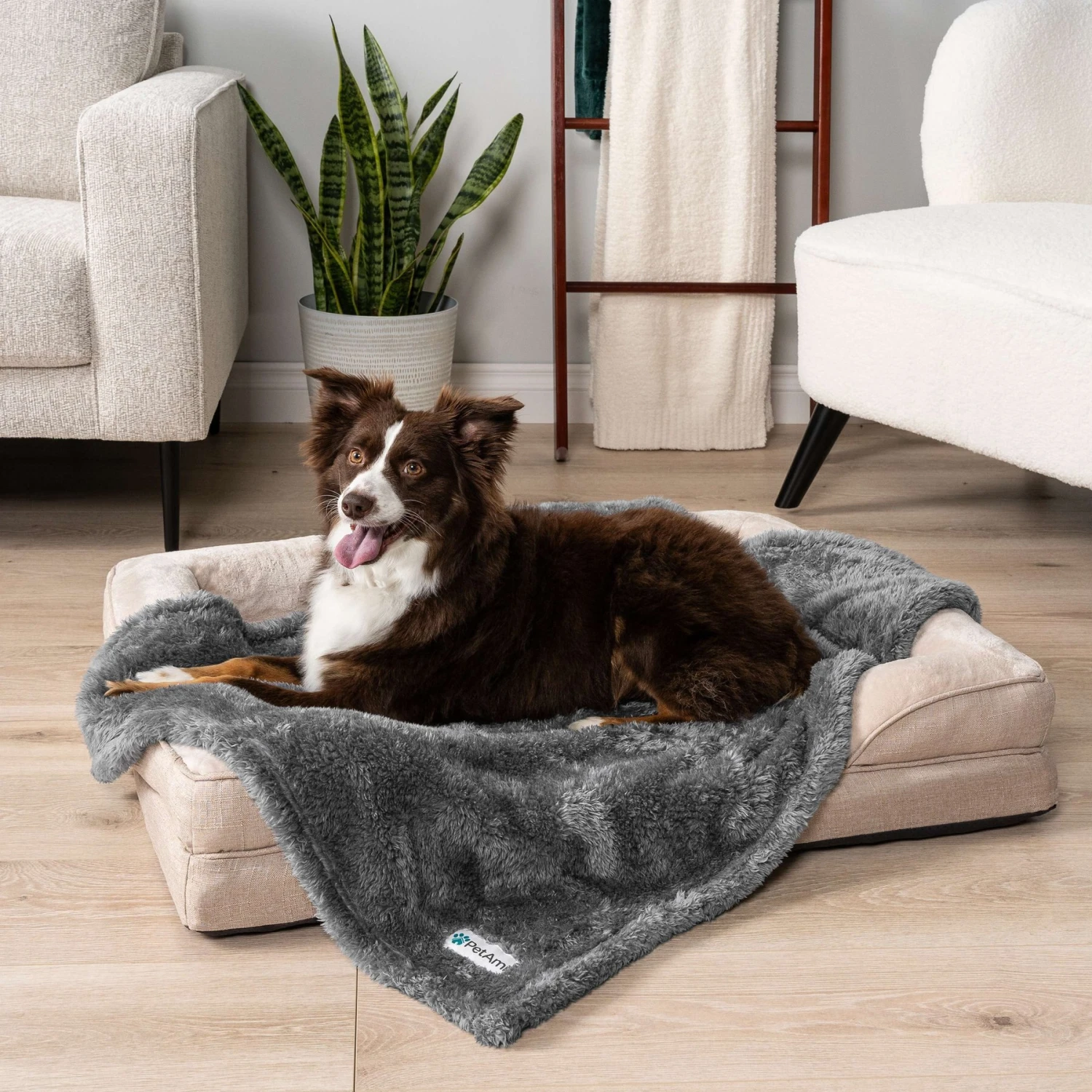 PetAmi Fluffy Fleece Cat & Dog Throw Blanket 5 PetAmi Fluffy Fleece Cat & Dog Throw Blanket - Image 3